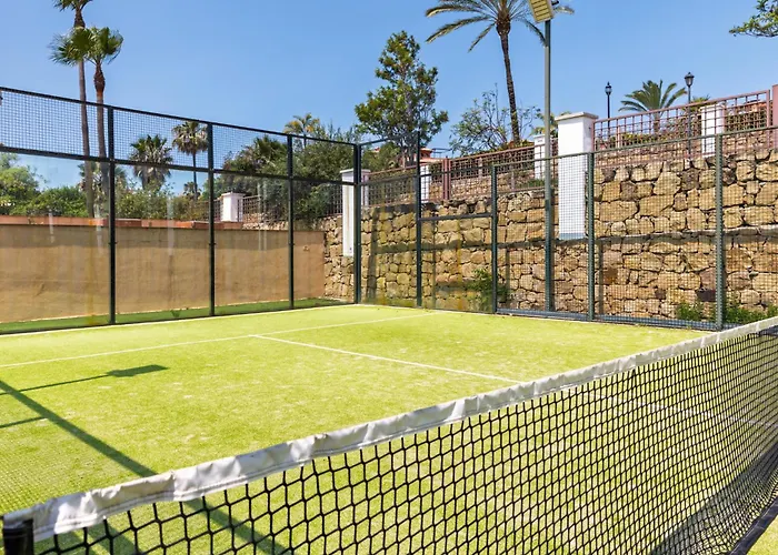 Bonita En Esquina Nyaraló Estepona