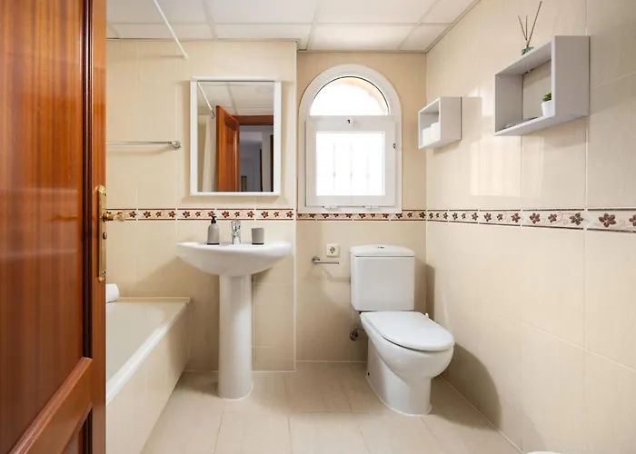 Bonita En Esquina 펜션 에스테포나